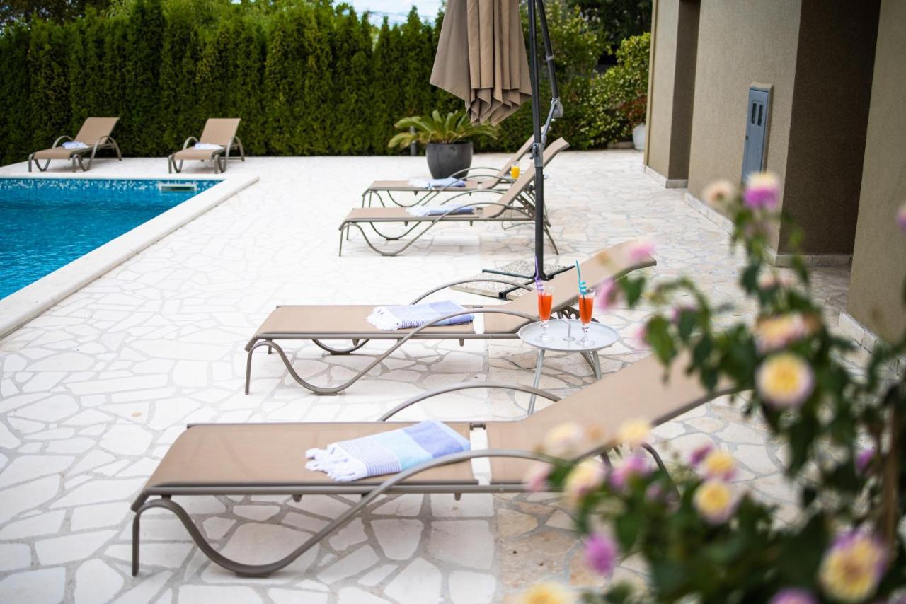 Villa Kontrada Zadar Exteriör bild