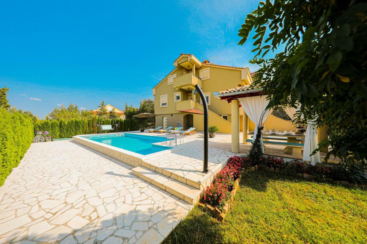 Villa Kontrada Zadar Exteriör bild